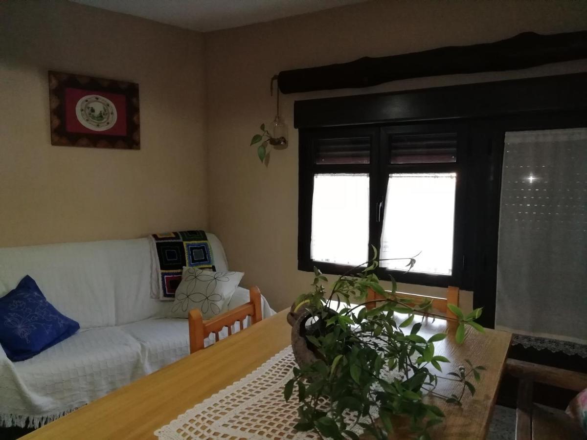 Casa Rural Abuela Maxi Ríolobos Esterno foto