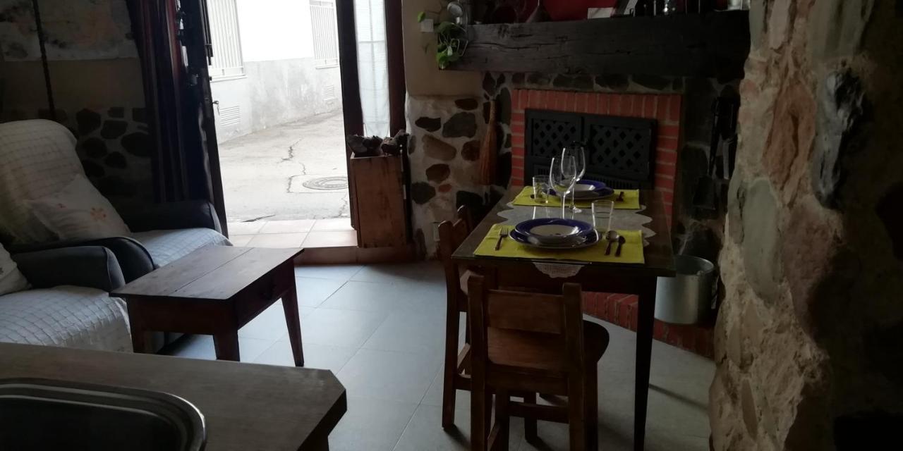 Casa Rural Abuela Maxi Ríolobos Esterno foto