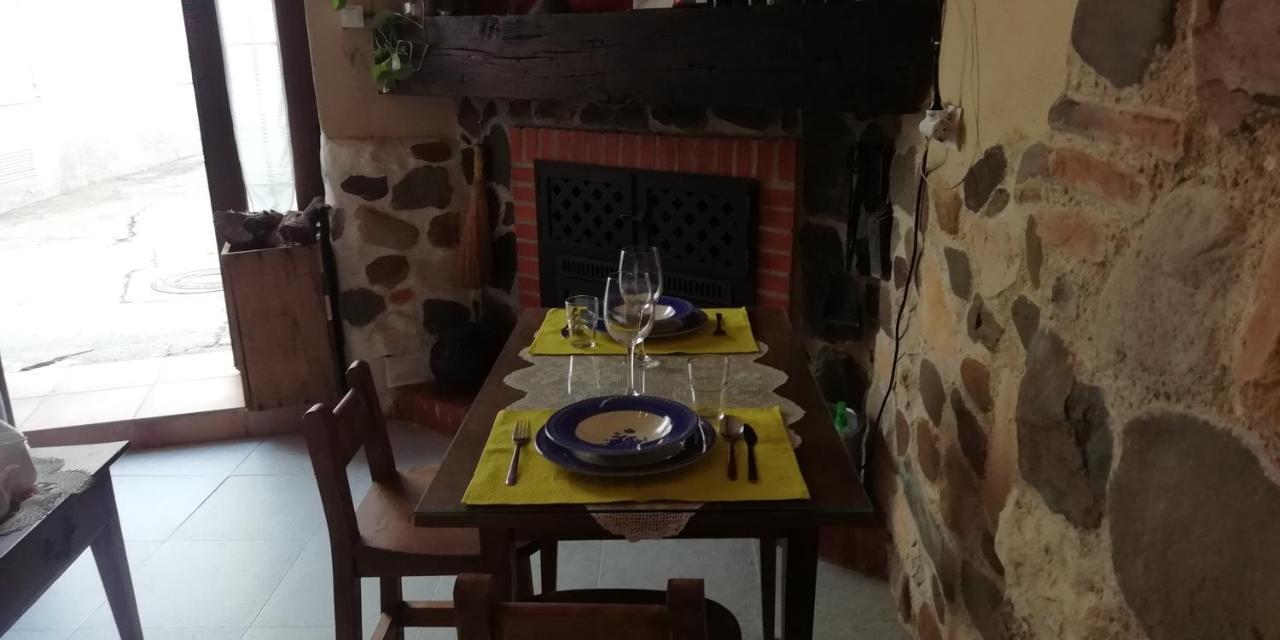 Casa Rural Abuela Maxi Ríolobos Esterno foto