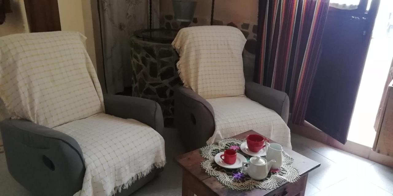 Casa Rural Abuela Maxi Ríolobos Esterno foto